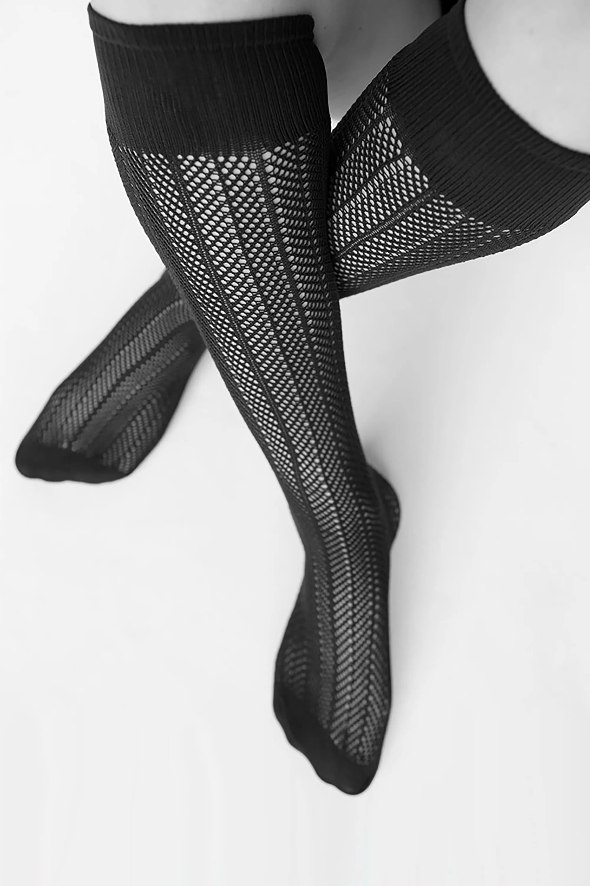 astrid net knee-highs black