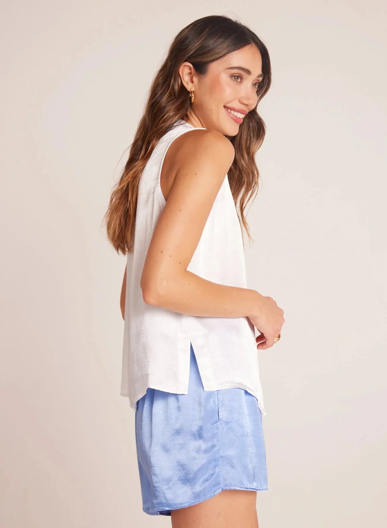 Bella Dahl Sleeveless Notch Collar Button Down