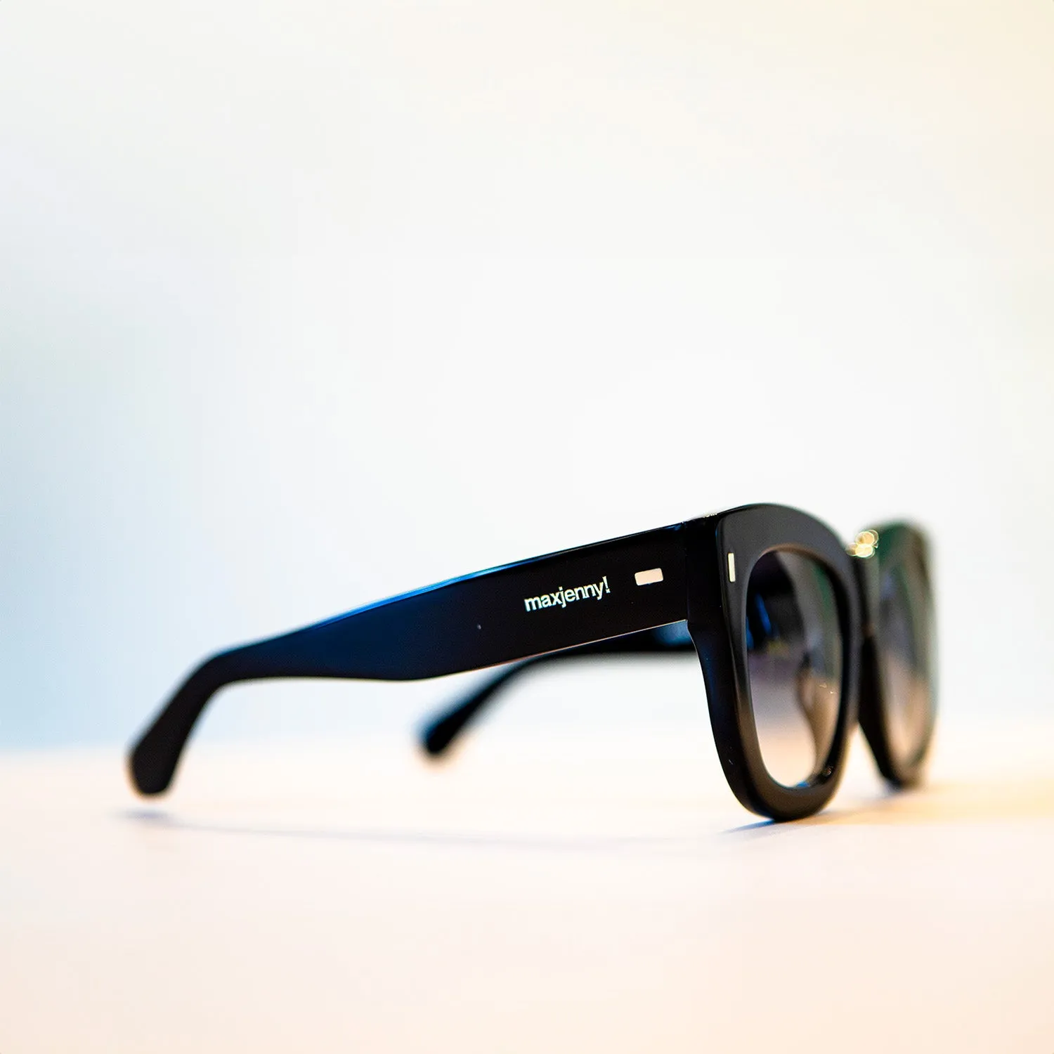 maxjenny! plant-based glasses for sun & optic black