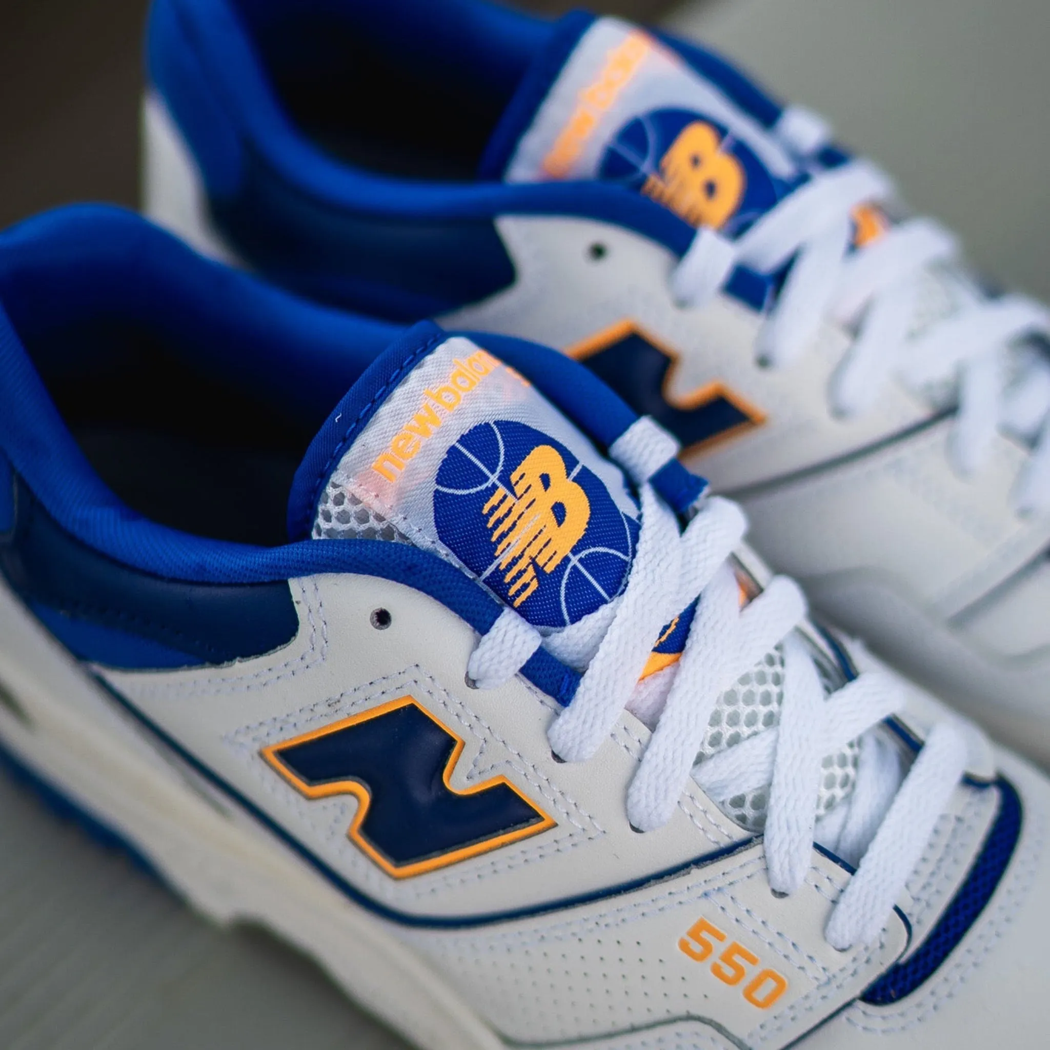 Mens New Balance 550 (White/Royal) - BB550WTN