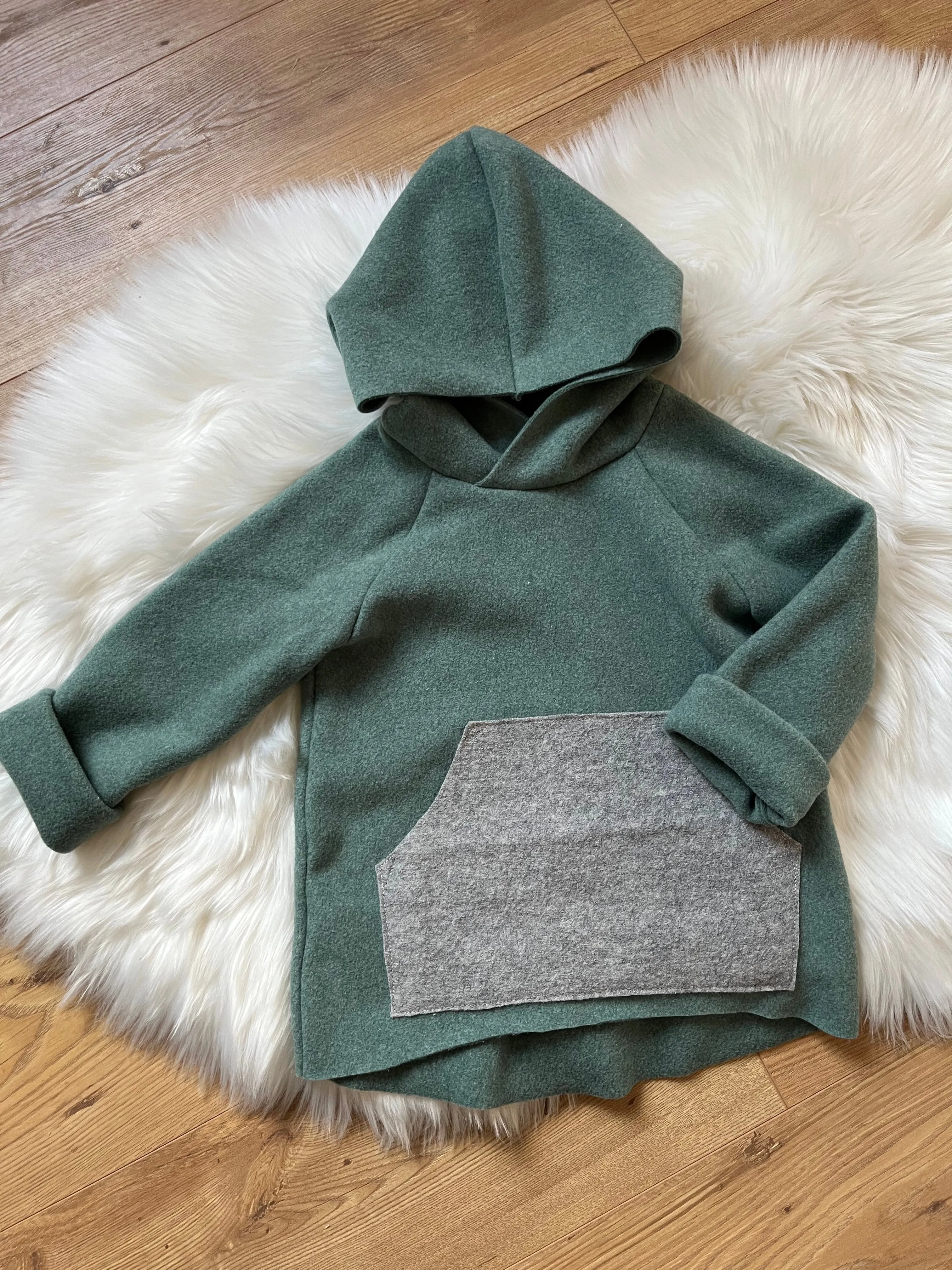 Schlupfhoodie aus organic Fleece