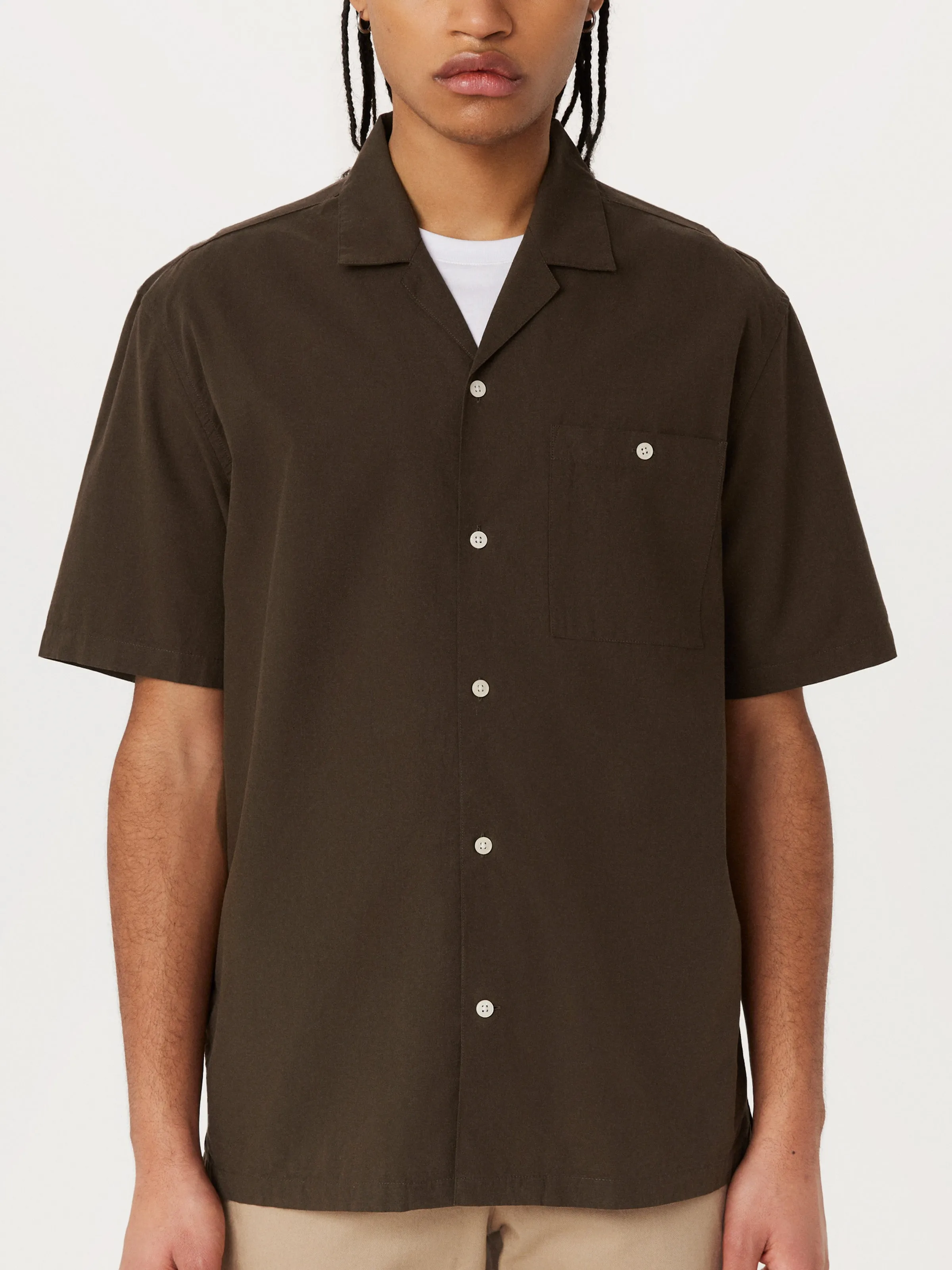 The Poplin Camp Collar in Dark Taupe